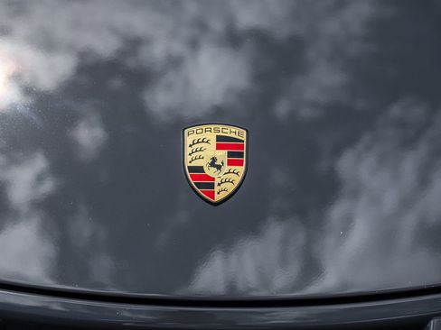 Used 2011 Porsche 911 GT3 RWD image 28