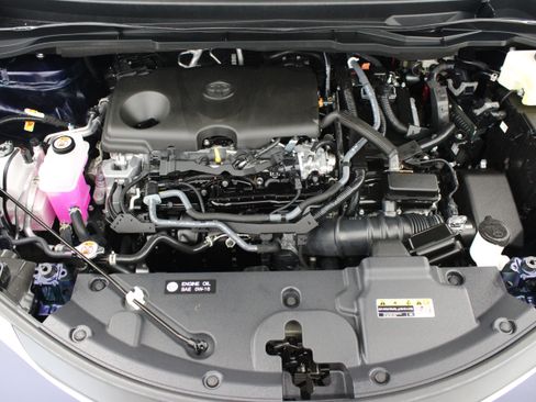 Used 2026 Toyota Sienna XLE FWD image 39