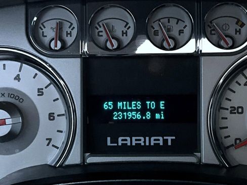 Used 2010 Ford F150 Lariat image 15