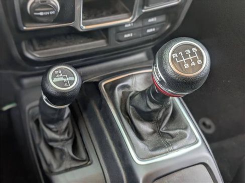 Used 2021 Jeep Wrangler Sport AWD/4WD image 12