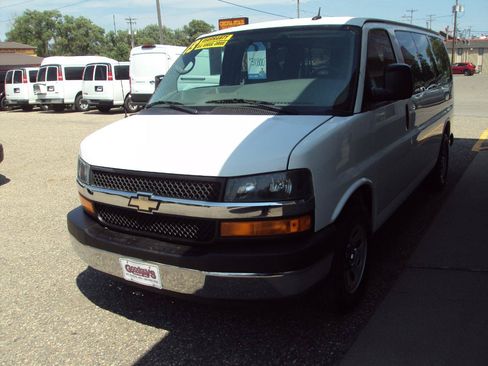 Used 2013 Chevrolet Express 1500 LT w/ LT Preferred Equipment Group AWD/4WD image 4