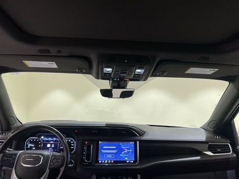 Used 2021 GMC Yukon XL Denali w/ Denali Premium Package RWD image 20