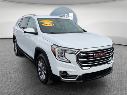 Used 2023 GMC Terrain SLT