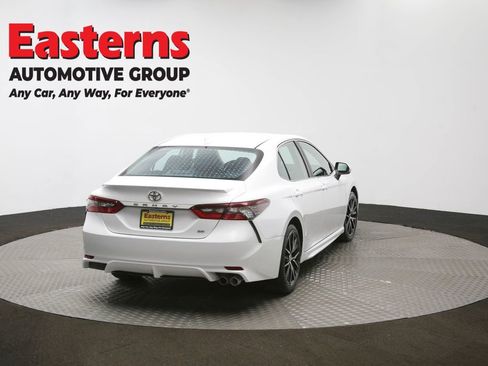 Used 2024 Toyota Camry SE FWD image 40