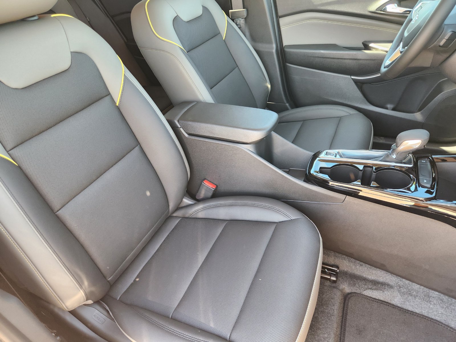 New 2026 Chevrolet Trax ACTIV w/ Driver Confidence Package FWD image 14