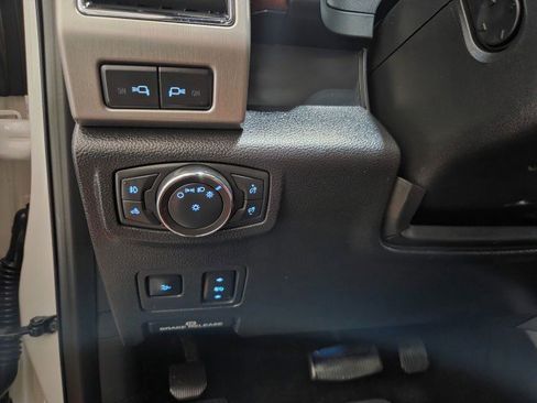 Used 2019 Ford F350 Platinum w/ Platinum Ultimate Package image 44