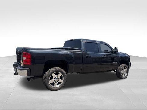 Used 2010 Chevrolet Silverado 2500 LTZ w/ Convenience Package AWD/4WD image 12