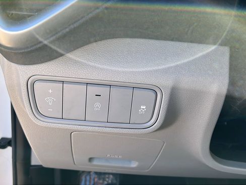 Used 2020 Kia Soul LX image 24