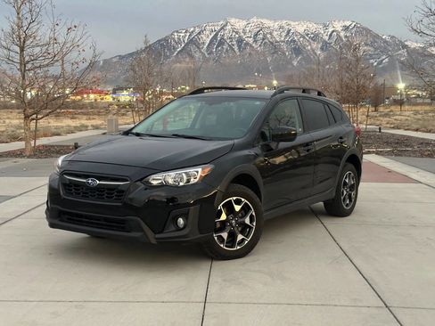 Used 2020 Subaru Crosstrek 2.0i Premium image 1