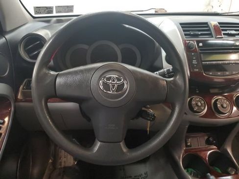 Used 2007 Toyota RAV4 4WD V6 w/ 3rd Row image 15