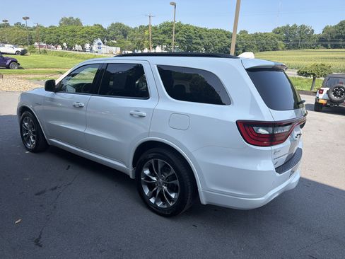 Used 2020 Dodge Durango R/T w/ Technology Group AWD/4WD image 6