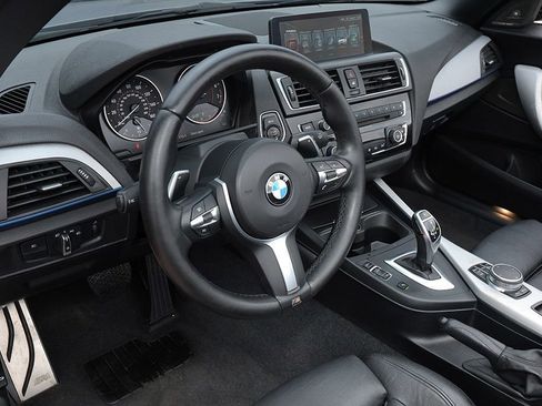 Used 2017 BMW 230i Convertible image 16