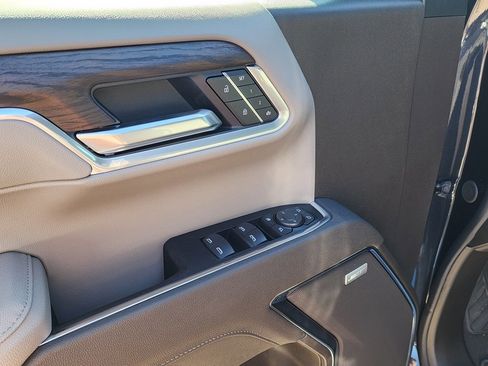 New 2026 GMC Sierra 1500 SLT w/ SLT Premium Plus Package image 15