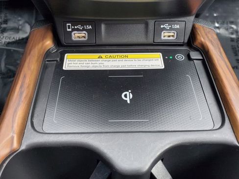 Used 2022 Honda CR-V Touring image 31