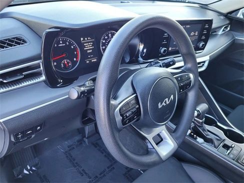 Used 2022 Kia K5 LXS image 23