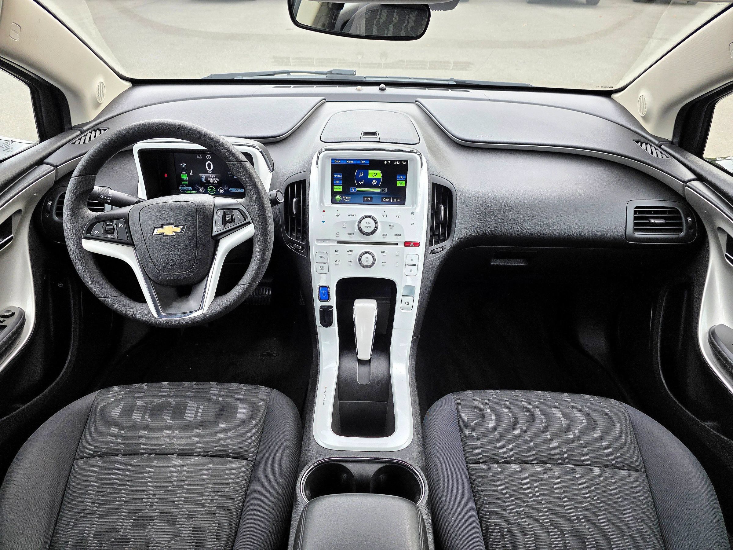Used 2013 Chevrolet Volt FWD image 19