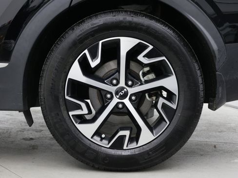 Used 2024 Kia Sportage EX FWD image 10