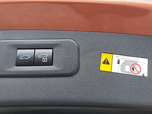 Used 2025 Lexus NX 250 FWD image 14