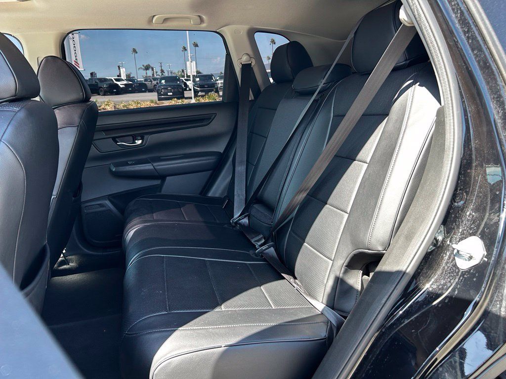 Used 2024 Honda CR-V EX image 4