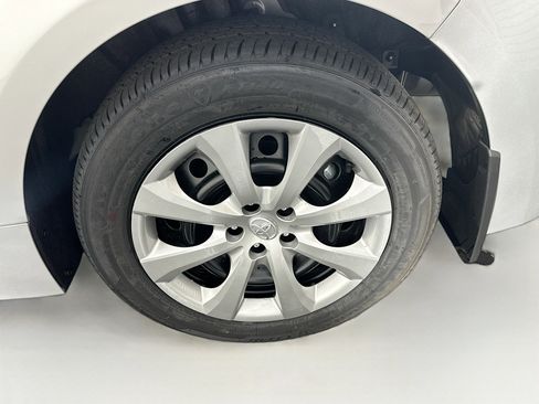 Used 2026 Toyota Corolla LE image 11
