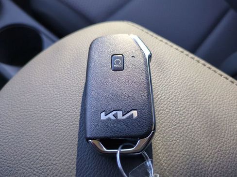 New 2025 Kia Soul S image 28