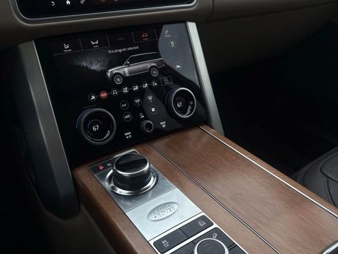 Used 2019 Land Rover Range Rover Long Wheelbase Supercharged image 14