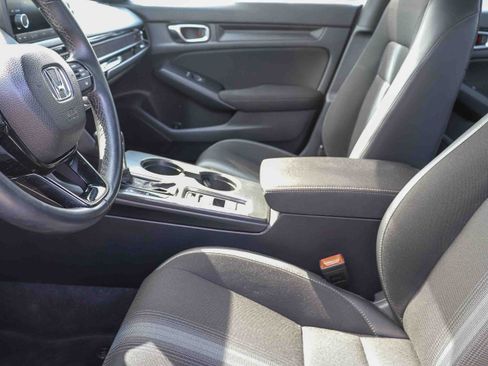 Certified 2025 Honda Civic Sport image 19