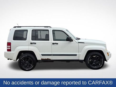 Used 2008 Jeep Liberty Sport w/ Popular Equipment Group AWD/4WD image 2