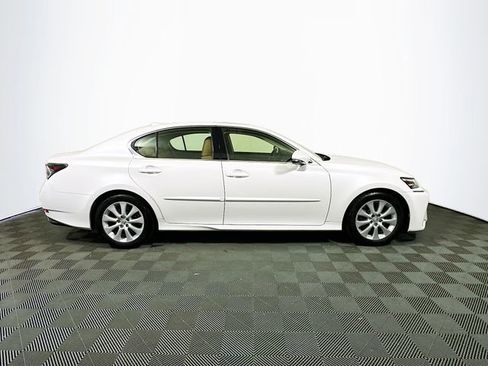 Used 2016 Lexus GS 200t image 9