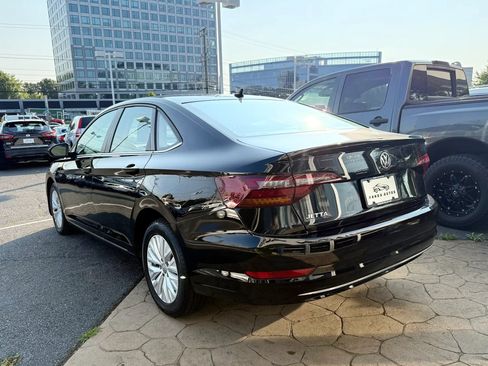 Used 2019 Volkswagen Jetta S w/ Driver Assistance Package FWD image 5