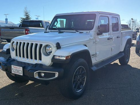 Used 2022 Jeep Gladiator Overland w/ Popular Equipment Package image 1