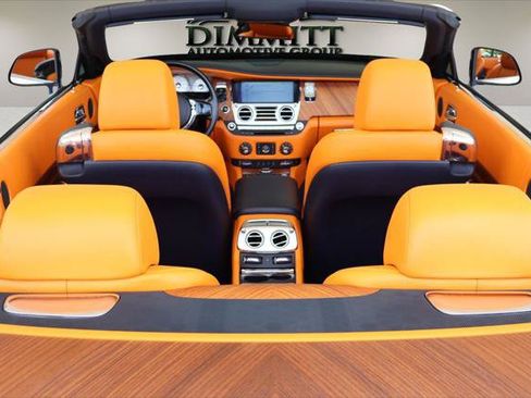 Certified 2016 Rolls-Royce Dawn RWD image 11