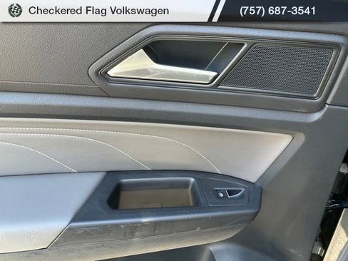 Used 2022 Volkswagen Atlas SE AWD/4WD image 34