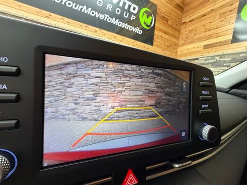 Certified 2023 Hyundai Elantra SEL w/ Preferred Accessory Package image 20