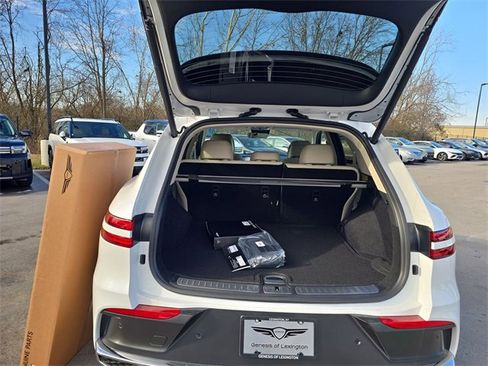 New 2026 Genesis GV70 2.5T Select image 24