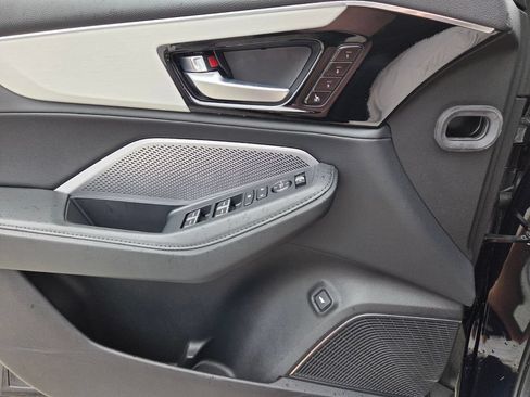 Used 2025 Acura MDX FWD image 21