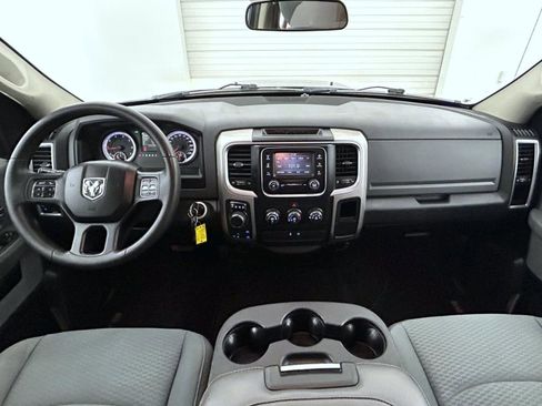 Used 2017 RAM 1500 Classic SLT image 13