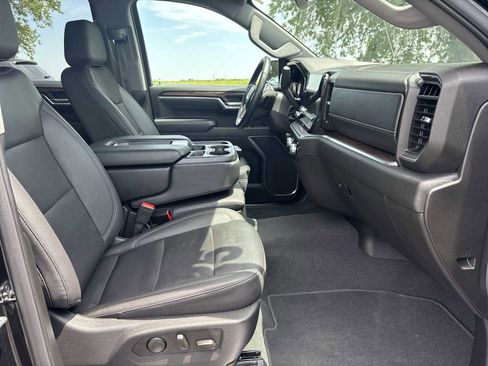 Used 2025 GMC Sierra 1500 SLT AWD/4WD image 28