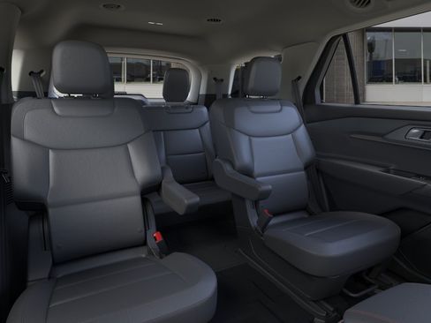 Used 2026 Ford Explorer Active w/ Active Comfort Package AWD/4WD image 11
