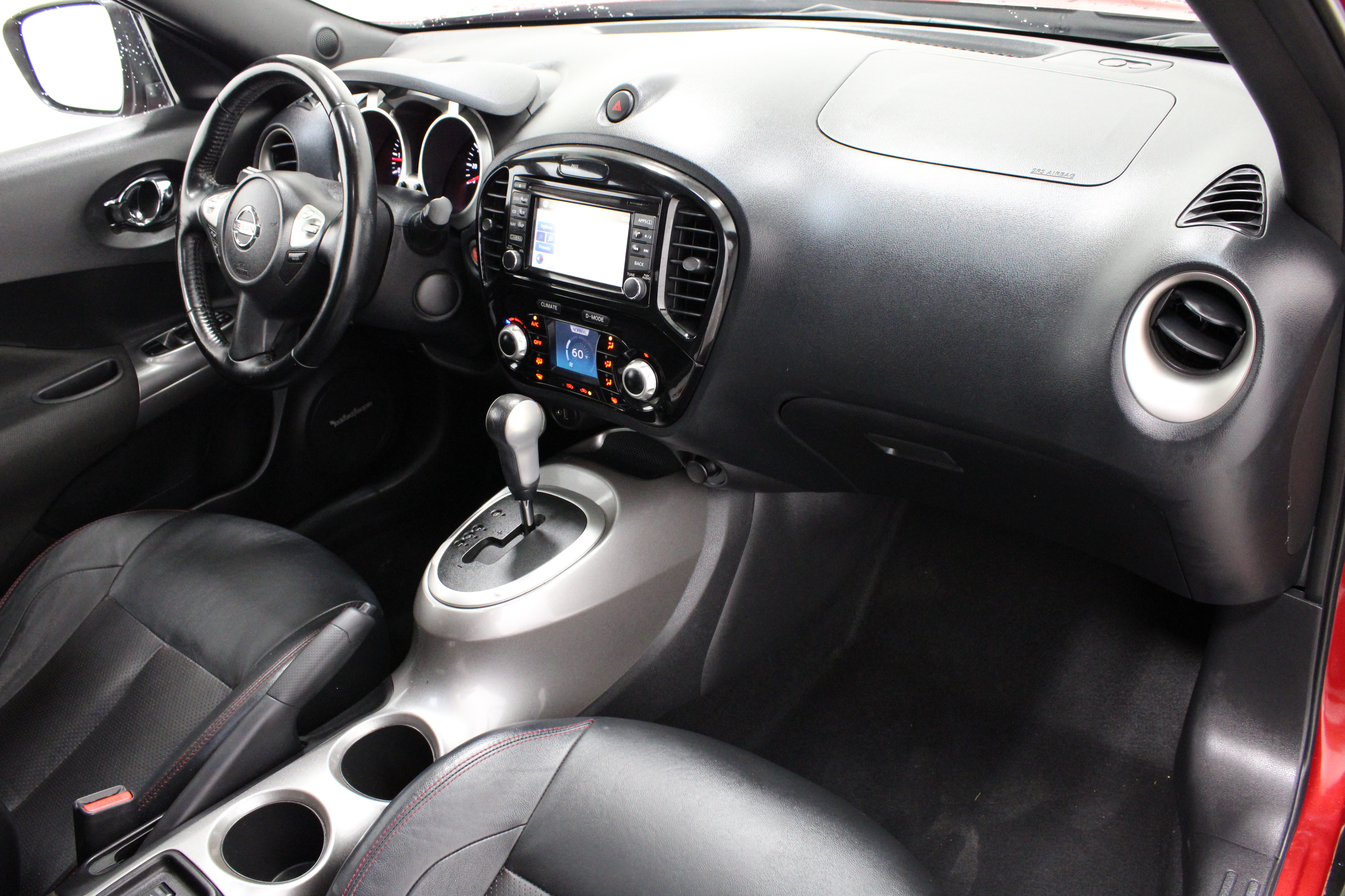 Used 2016 Nissan Juke SL FWD image 37
