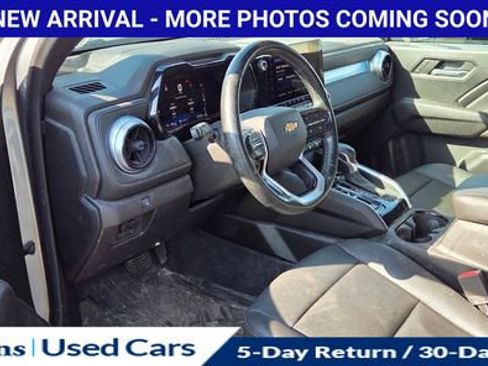 Used 2023 Chevrolet Colorado LT w/ LT Convenience Package III AWD/4WD image 12