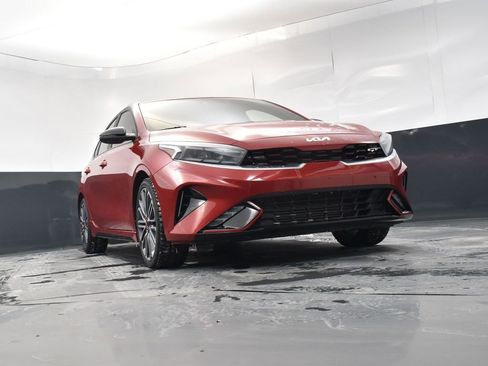 Used 2024 Kia Forte GT image 29