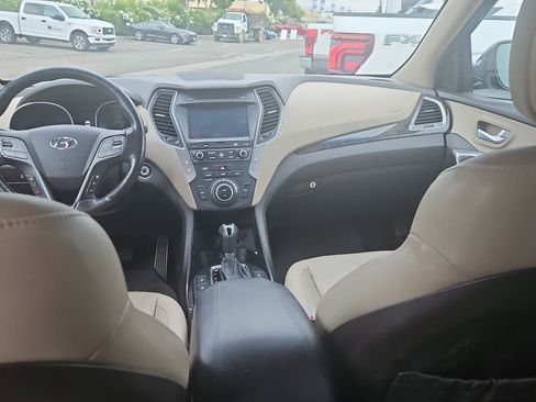 Used 2017 Hyundai Santa Fe Sport AWD/4WD image 9