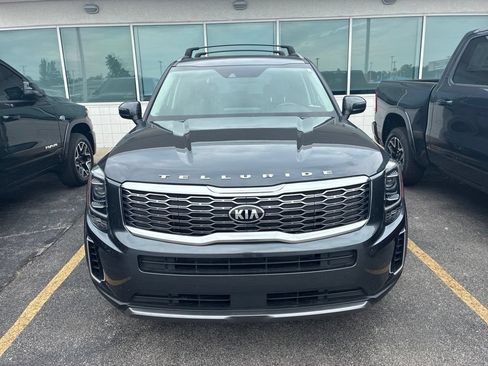 Used 2020 Kia Telluride EX AWD/4WD image 3