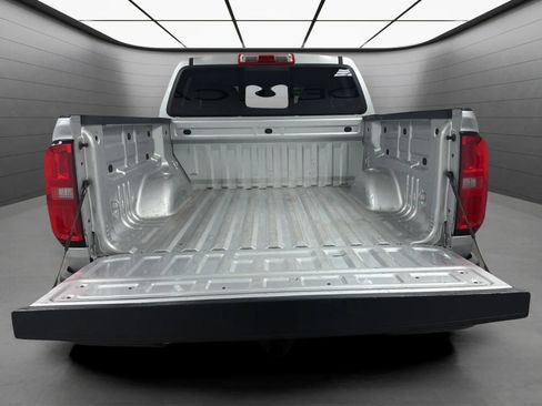 Used 2020 Chevrolet Colorado LT w/ LT Convenience Package AWD/4WD image 19