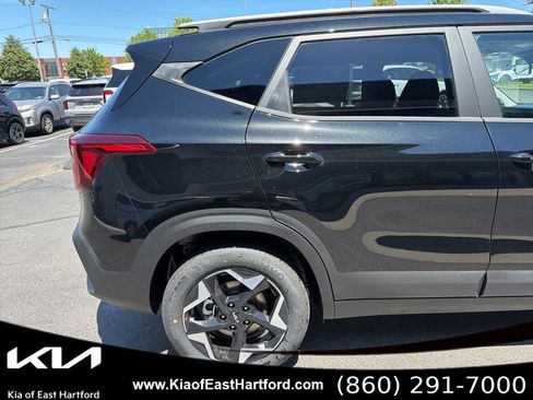 New 2026 Kia Seltos S AWD/4WD image 7
