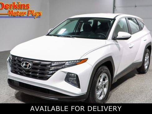 Used 2022 Hyundai Tucson SE w/ Cargo Package FWD image 1