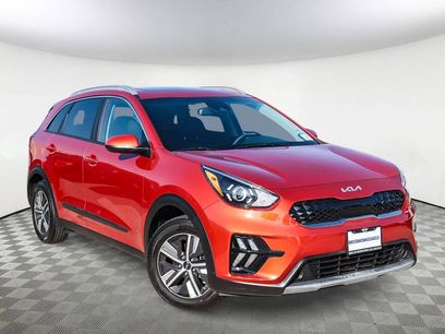 Used 2022 Kia Niro LXS