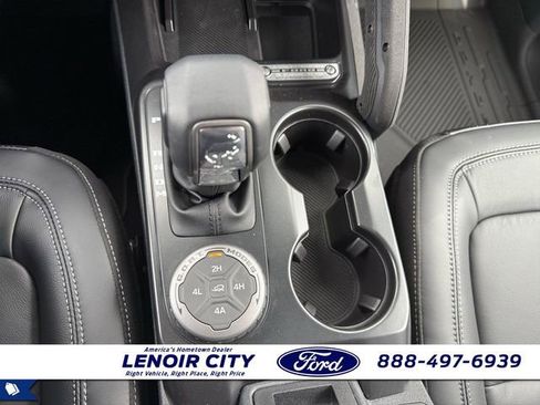 New 2026 Ford Bronco Outer Banks w/ Sasquatch Package image 28