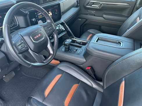 Used 2022 GMC Sierra 1500 AT4 w/ AT4 Premium Package image 10